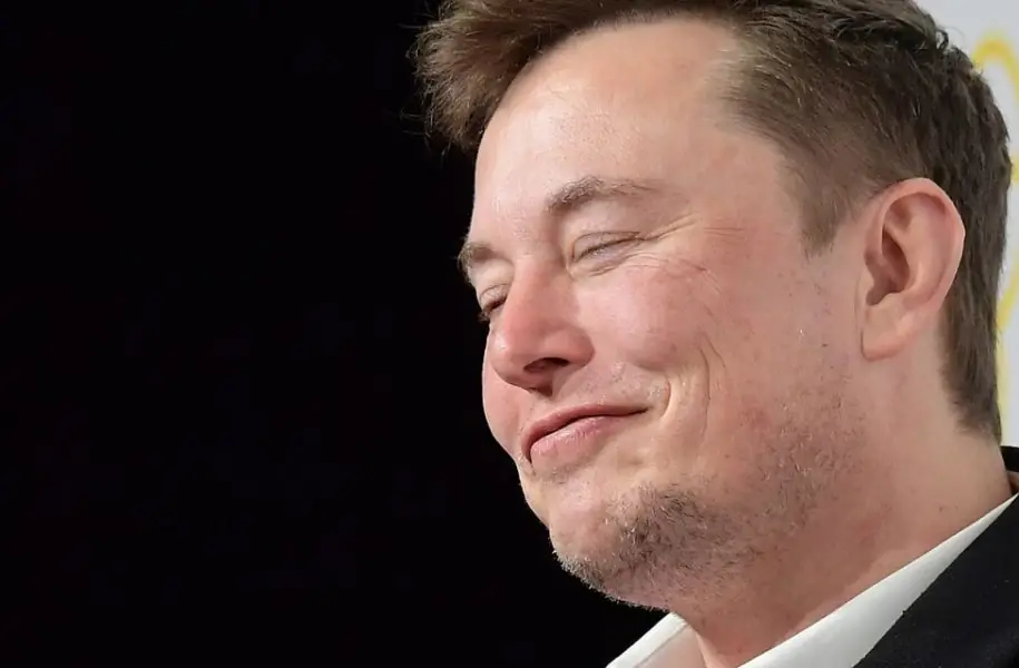 马斯克起诉OpenAI索赔1340亿美元，AI巨头法律战升级