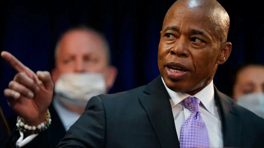 前纽约市长背书迷因币暴涨后闪崩80%，市场争议再起