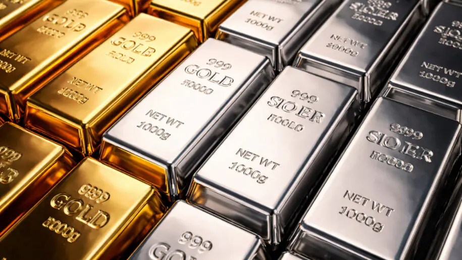 黄金高位盘整，白银承压，地缘风险与贸易战成关键推手